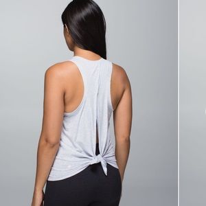 Lululemon all tied up tank in heathered cool breeze